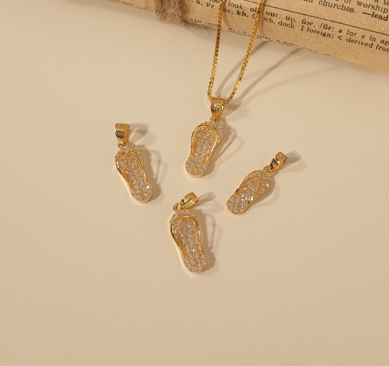 Mặt Đôi Dép 16K