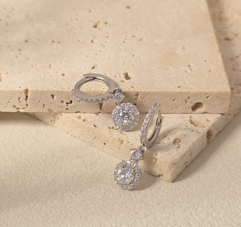 Bông Khoen Tấm Tua Chủ Kết Tròn Italy