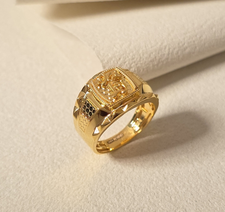 Nhẫn Bản Chữ Đại Lợi Viền Gai 16K