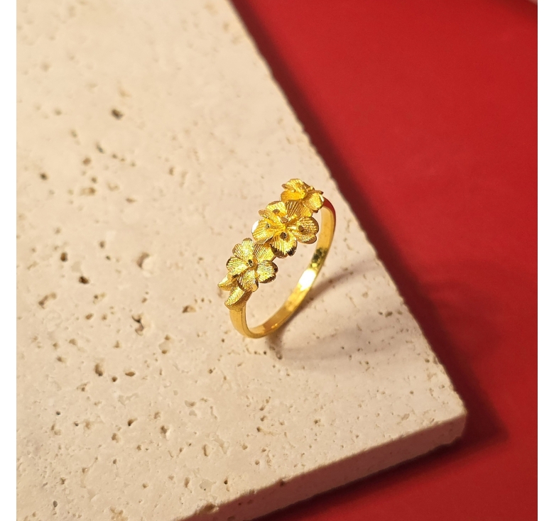 Nhẫn 3 Hoa Mai 23K