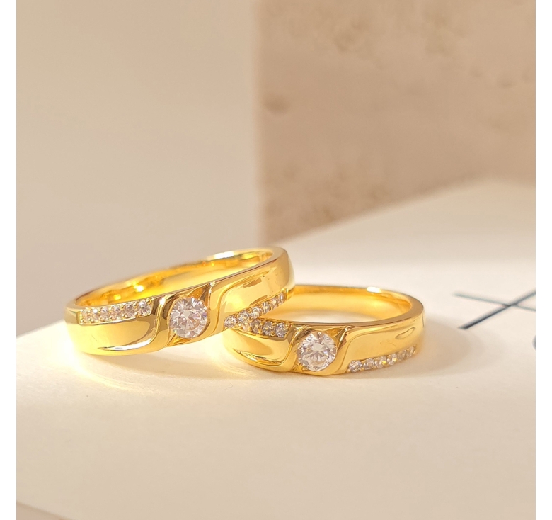 Nhẫn 1 Hột Chấu Lượn Đai Trơn 1 Hàng Tấm 16K