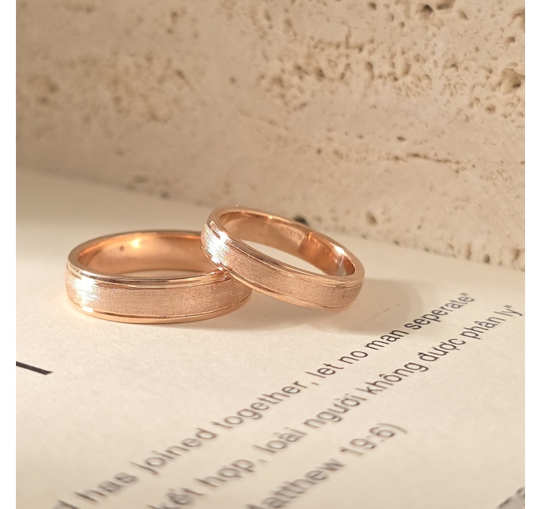 Nhẫn Bản Nhám Hồng Italy 