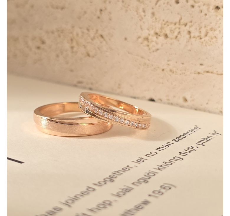 Nhẫn Bản Hồng Chéo Cát + Nhẫn Bản Hồng 1hg Tấm Chéo Italy