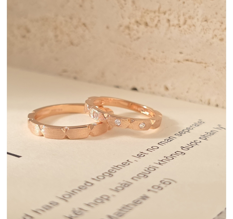 Nhẫn Khúc Cát Hồng + Nhẫn Khúc Cát Hồng 3H Tấm Italy 