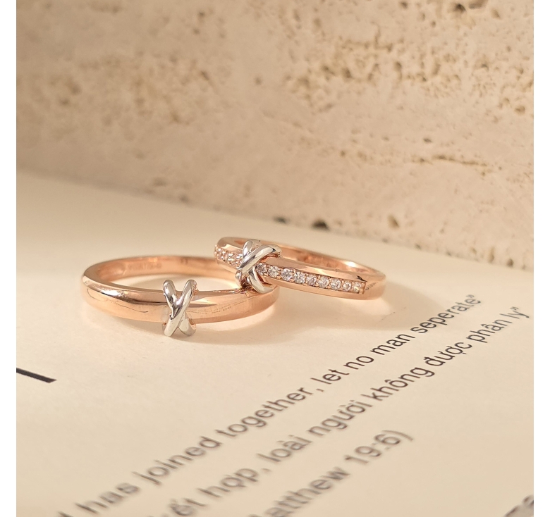 Nhẫn Hồng X Nổi Trắng + Nhẫn Hồng 1hg Tấm X Nổi Trắng Italy 