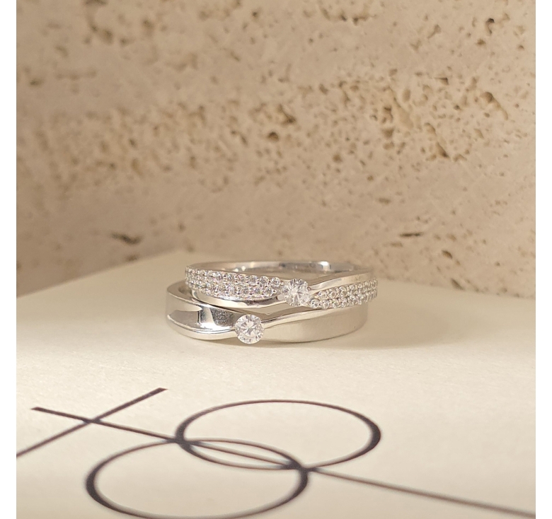 Nhẫn 1h Xéo Nổi Trơn +  Nhẫn Kết Tấm Italy 