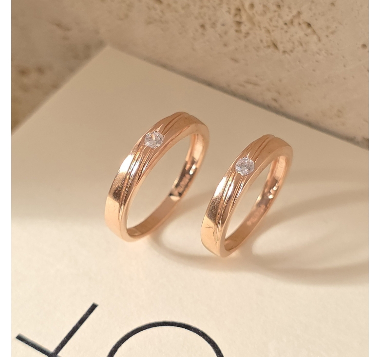 Nhẫn 1h Chéo Nổi Trơn Hồng Italy