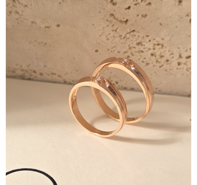 Nhẫn 1h Trắng CB Xéo Đai Trơn Hồng Italy