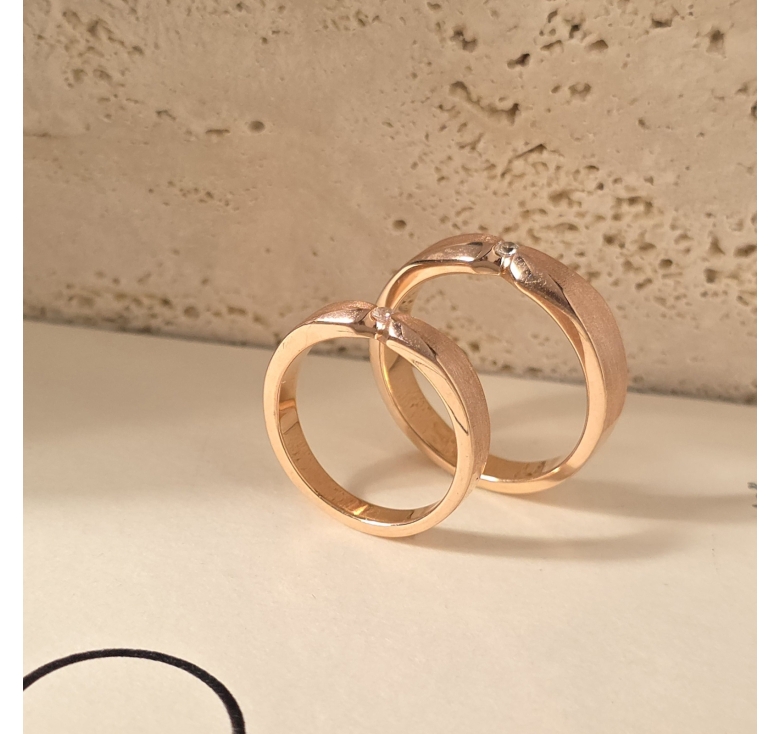 Nhẫn 1h Bản Nơ Cát Hồng Italy 