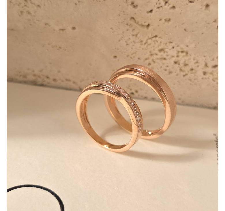 Nhẫn Bản Hồng Chéo Cát + Nhẫn Bản Hồng 1hg Tấm Chéo Italy