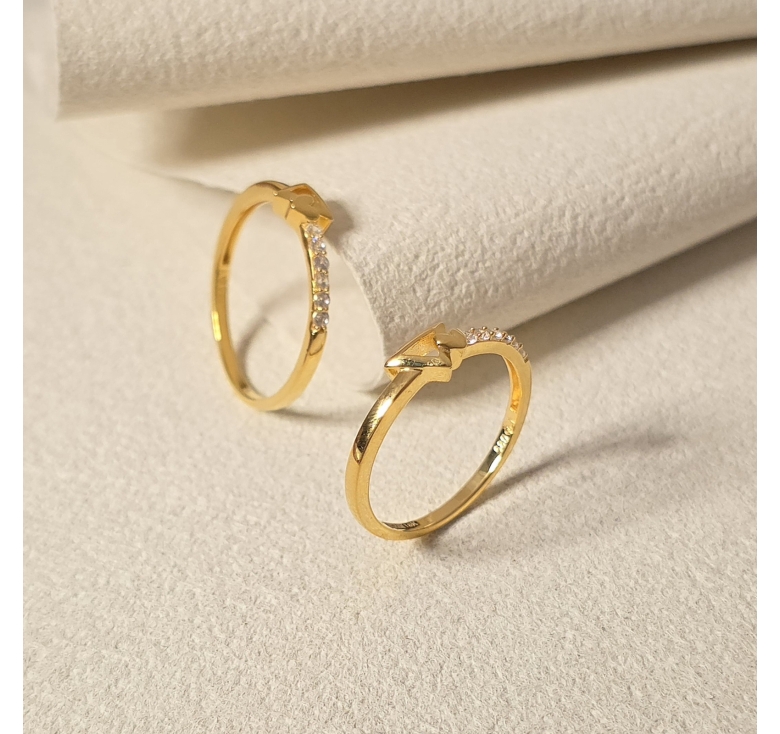 Nhẫn Tam Giác Tim Trơn 16K